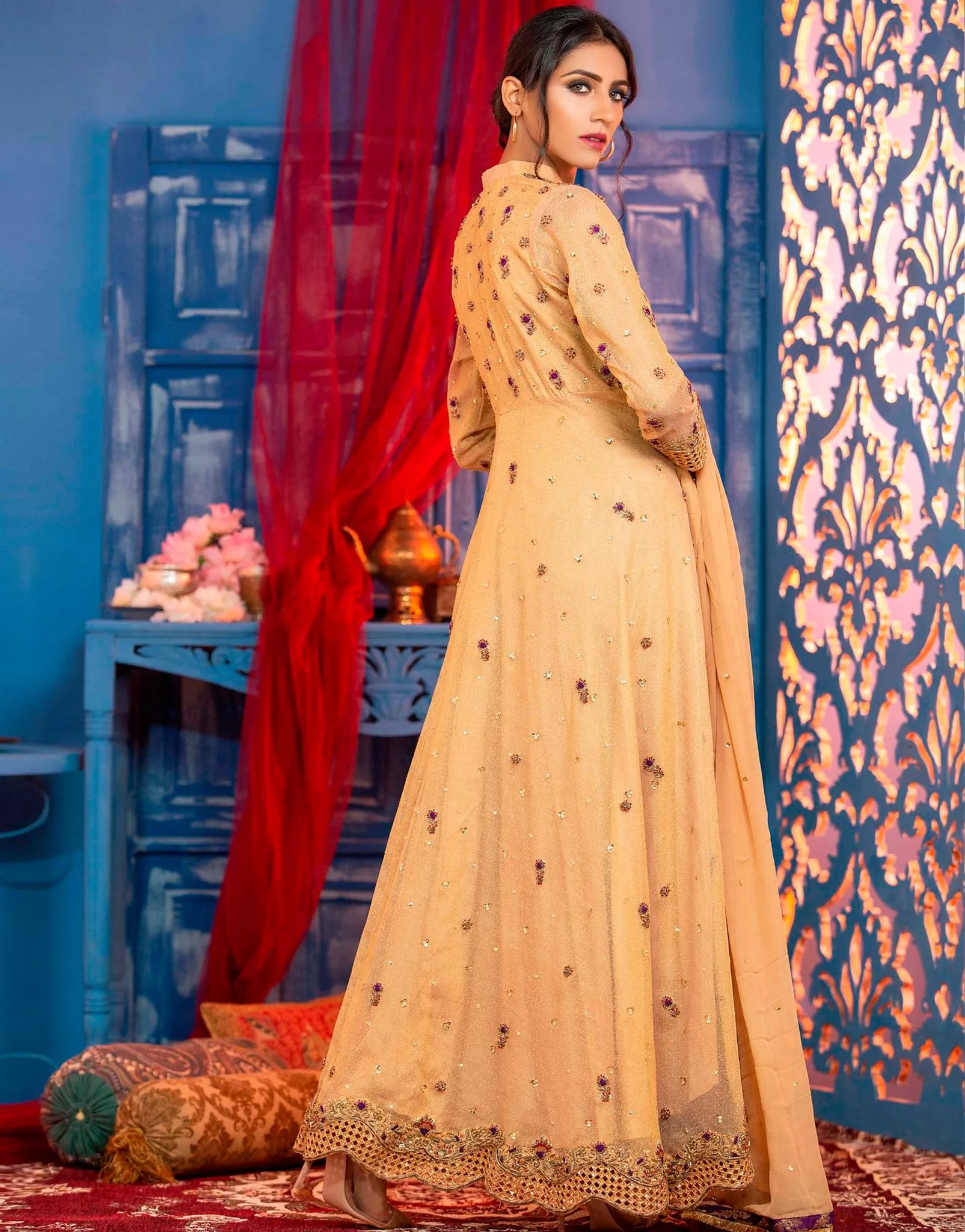 Gold Swan - Image 2