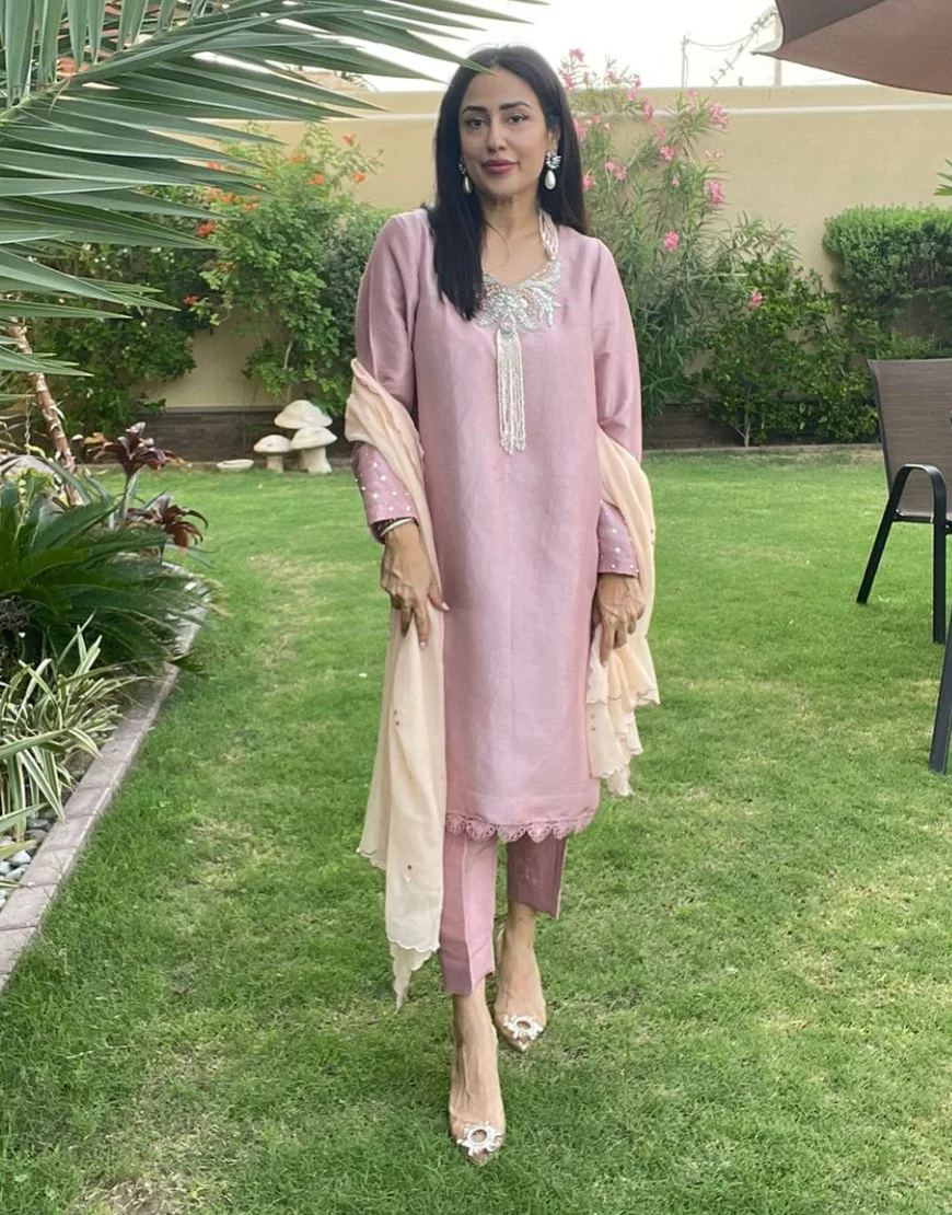 Pink Chamak