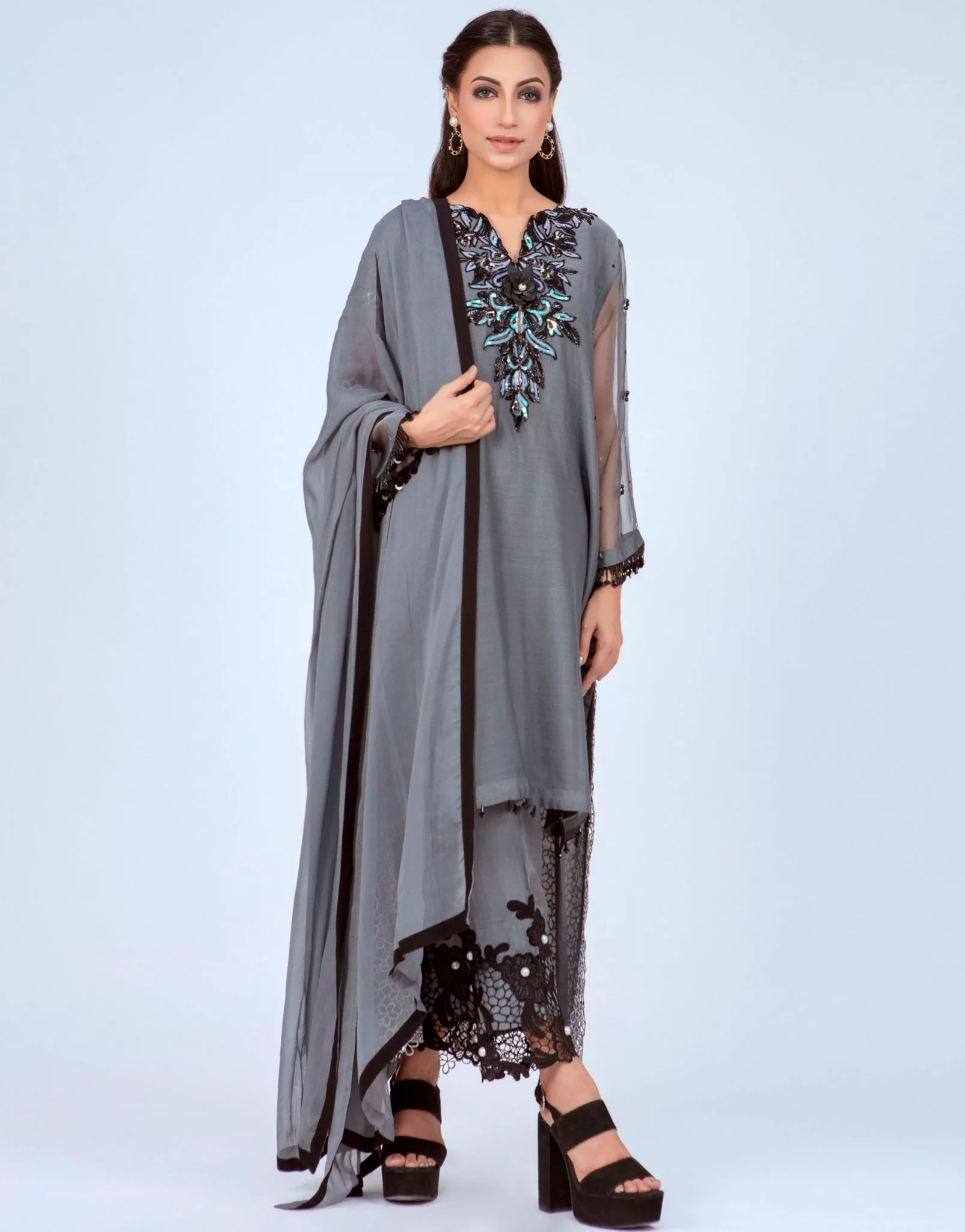 Grey Love - Image 4