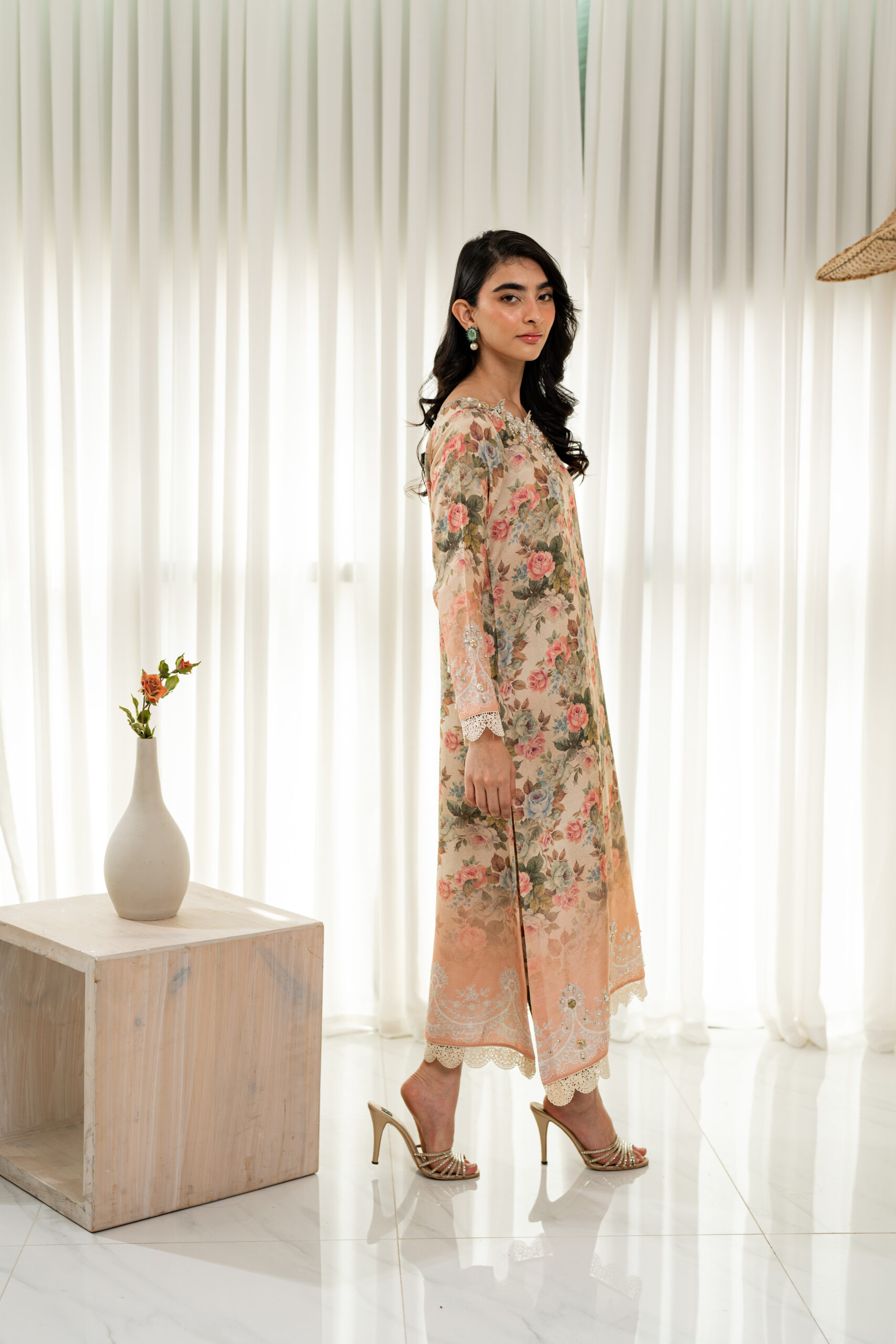 Flirty - Image 10