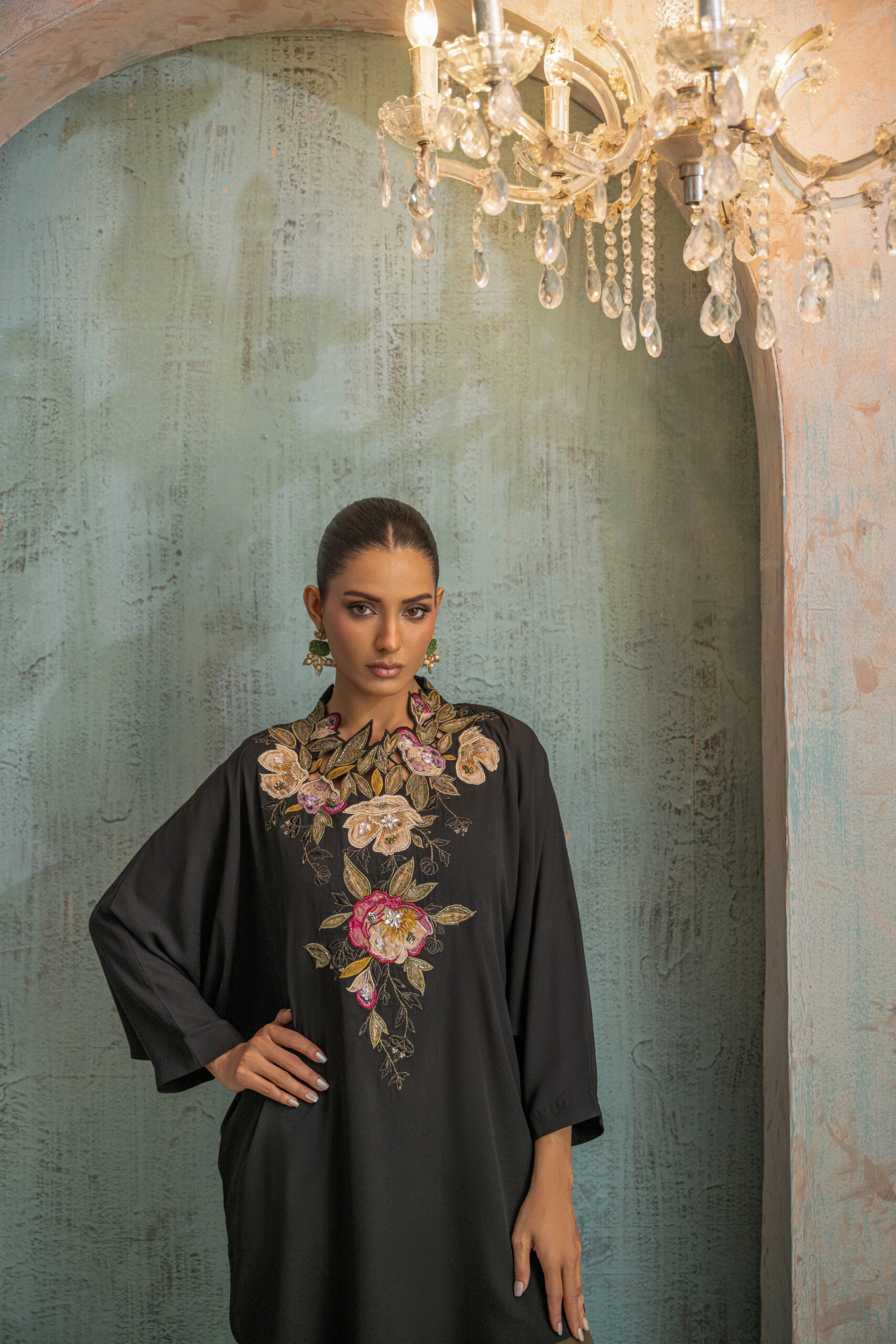Black flower - Image 4